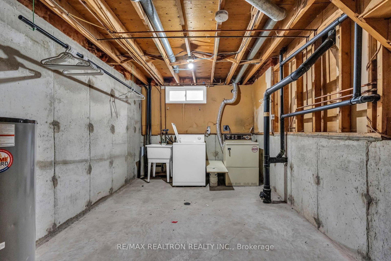 143 Muriel Crescent - Photo 48