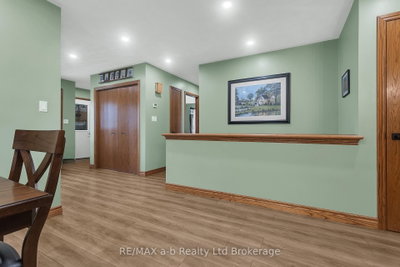 2 Palmer Street W — photo 6