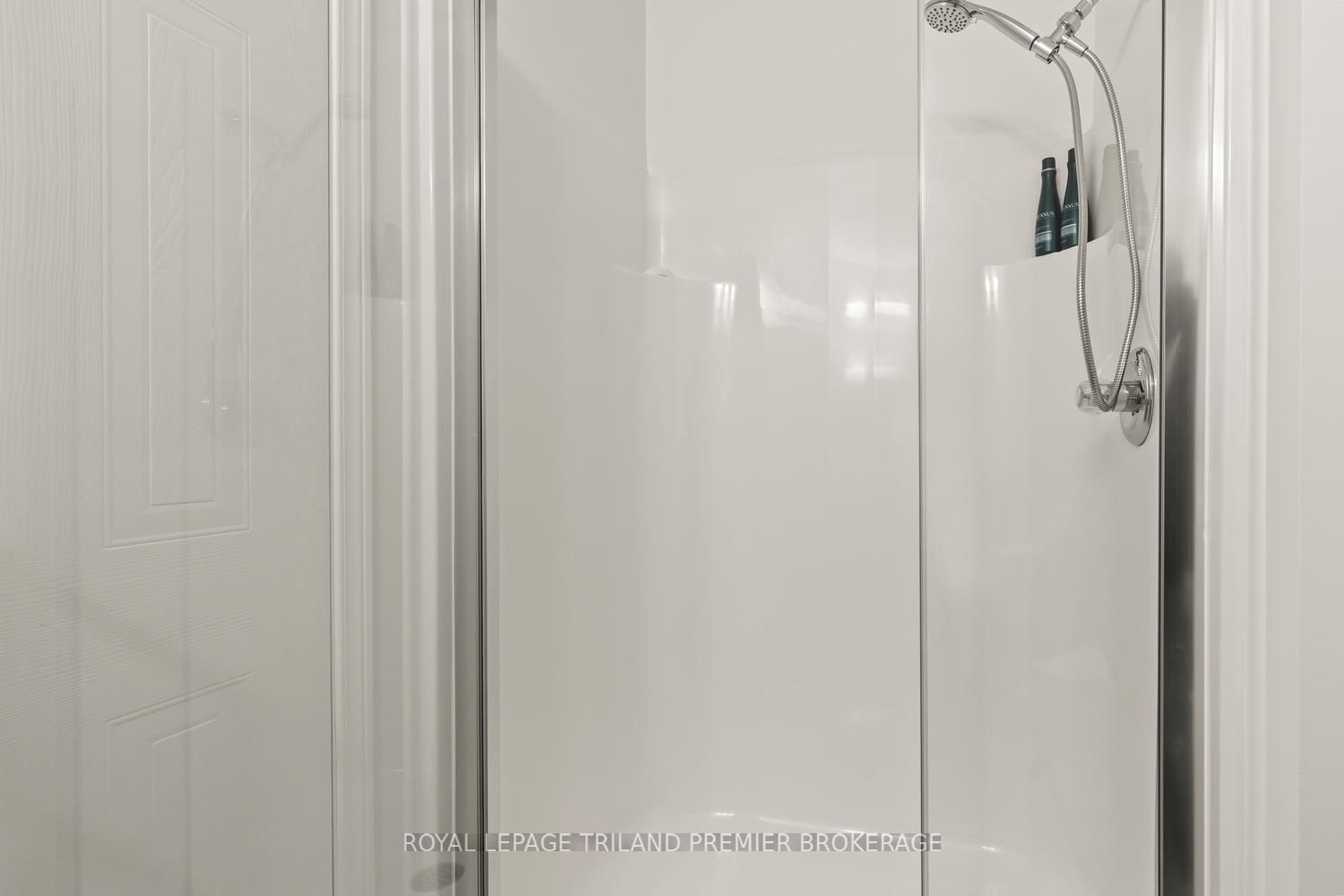 215 North Centre Road, Unit 20 - Photo 19