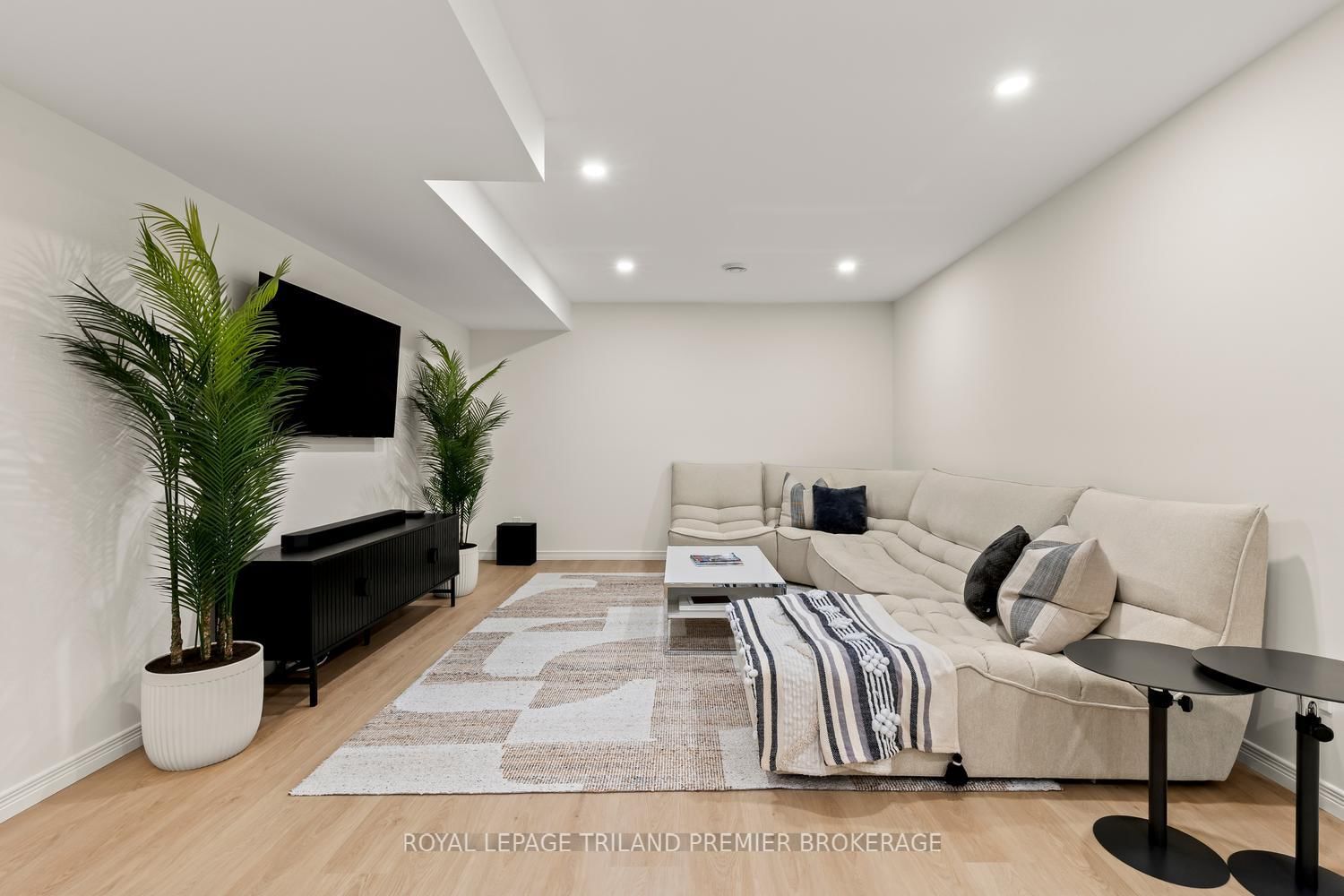 215 North Centre Road, Unit 20 - Photo 26