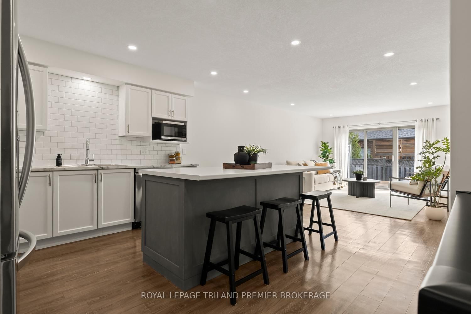 215 North Centre Road, Unit 20 - Photo 5