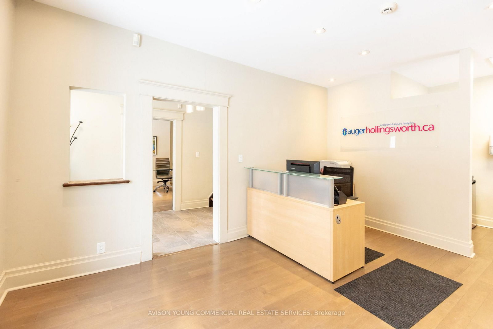 304 O'Connor Street - Photo 4