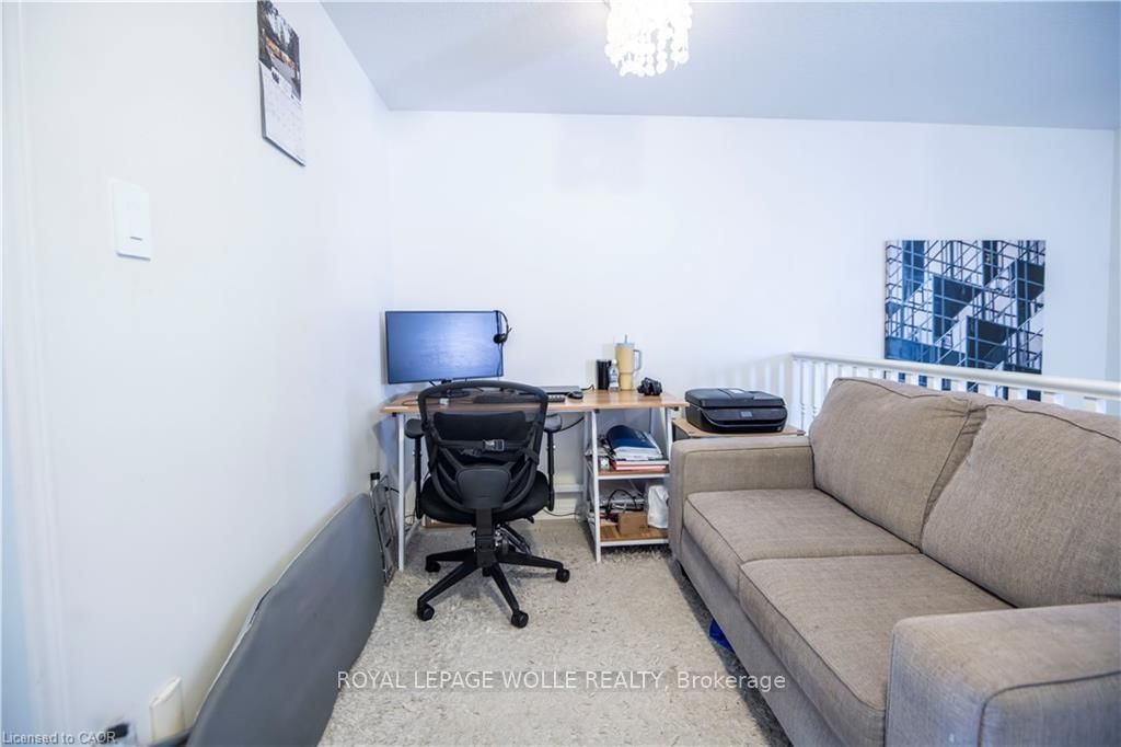 147 DUBRICK Crescent - Photo 22