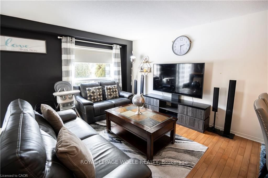 147 DUBRICK Crescent - Photo 5