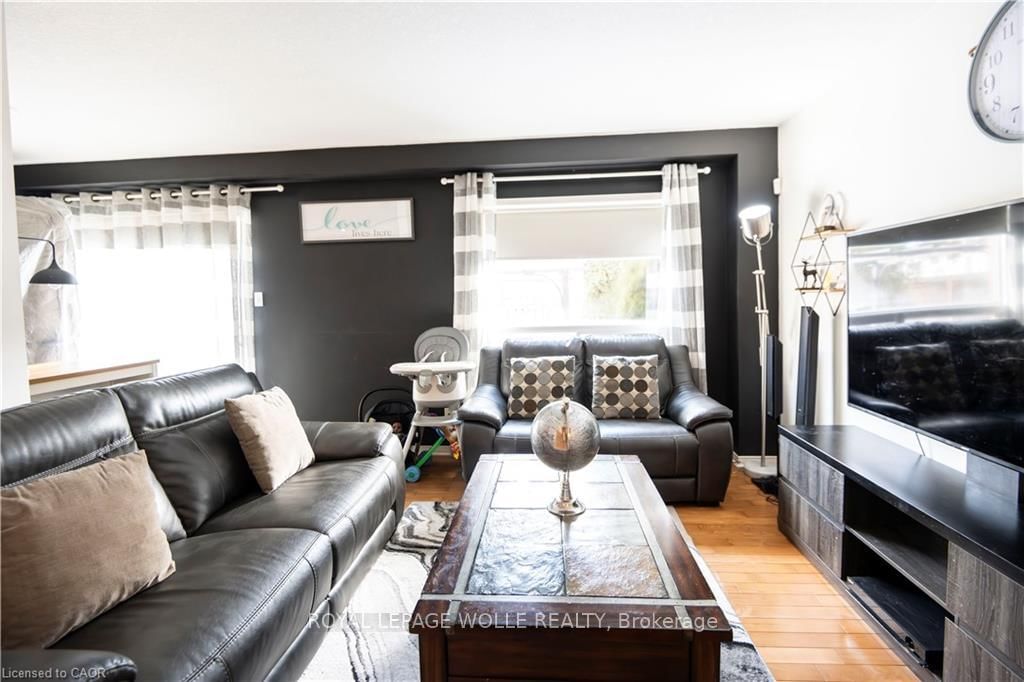 147 DUBRICK Crescent - Photo 6