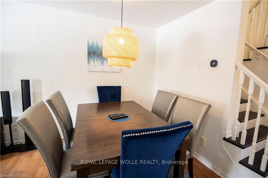 147 DUBRICK Crescent - Photo 8