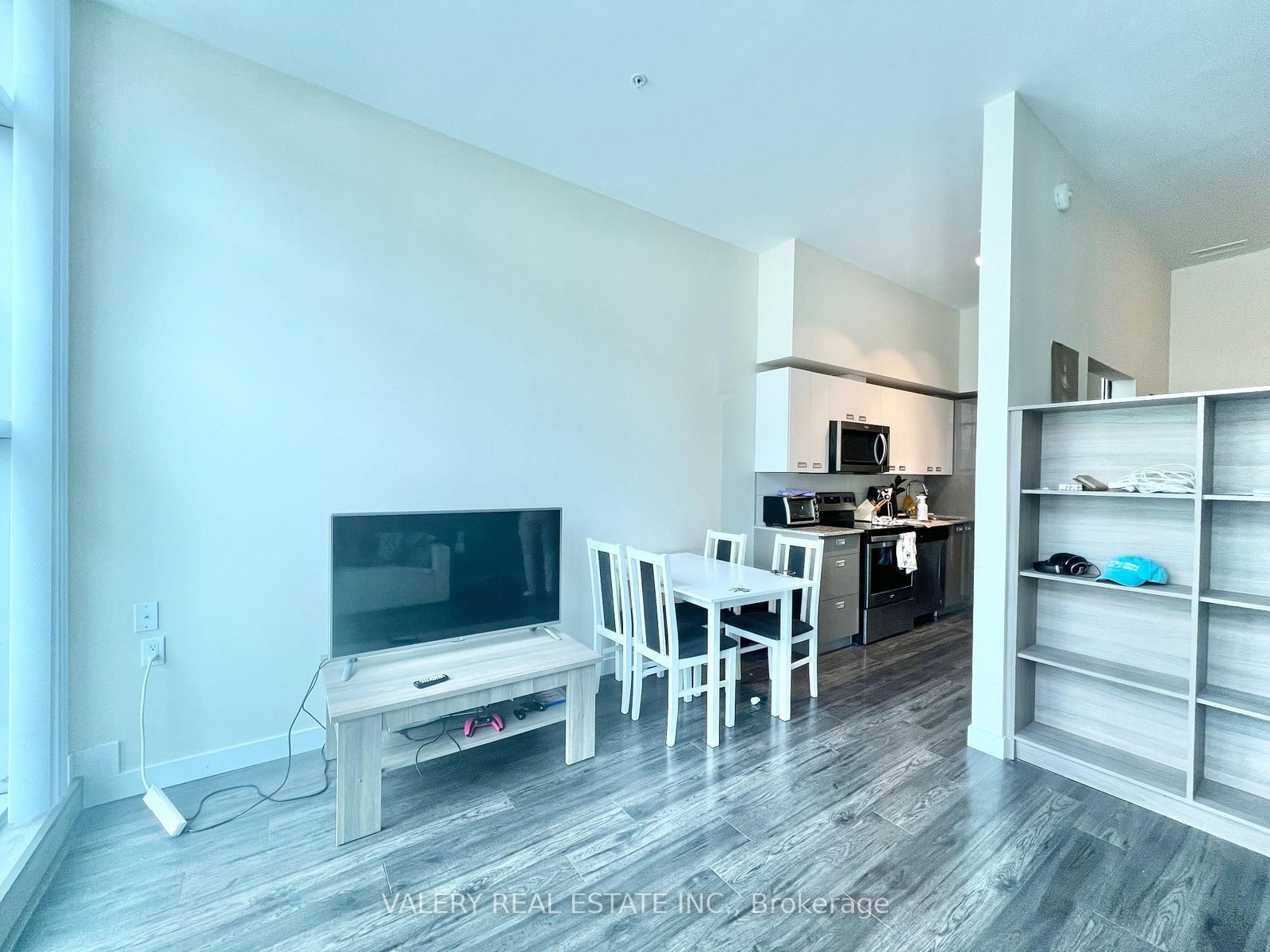 257 Hemlock Street, Unit 108 - Photo 4