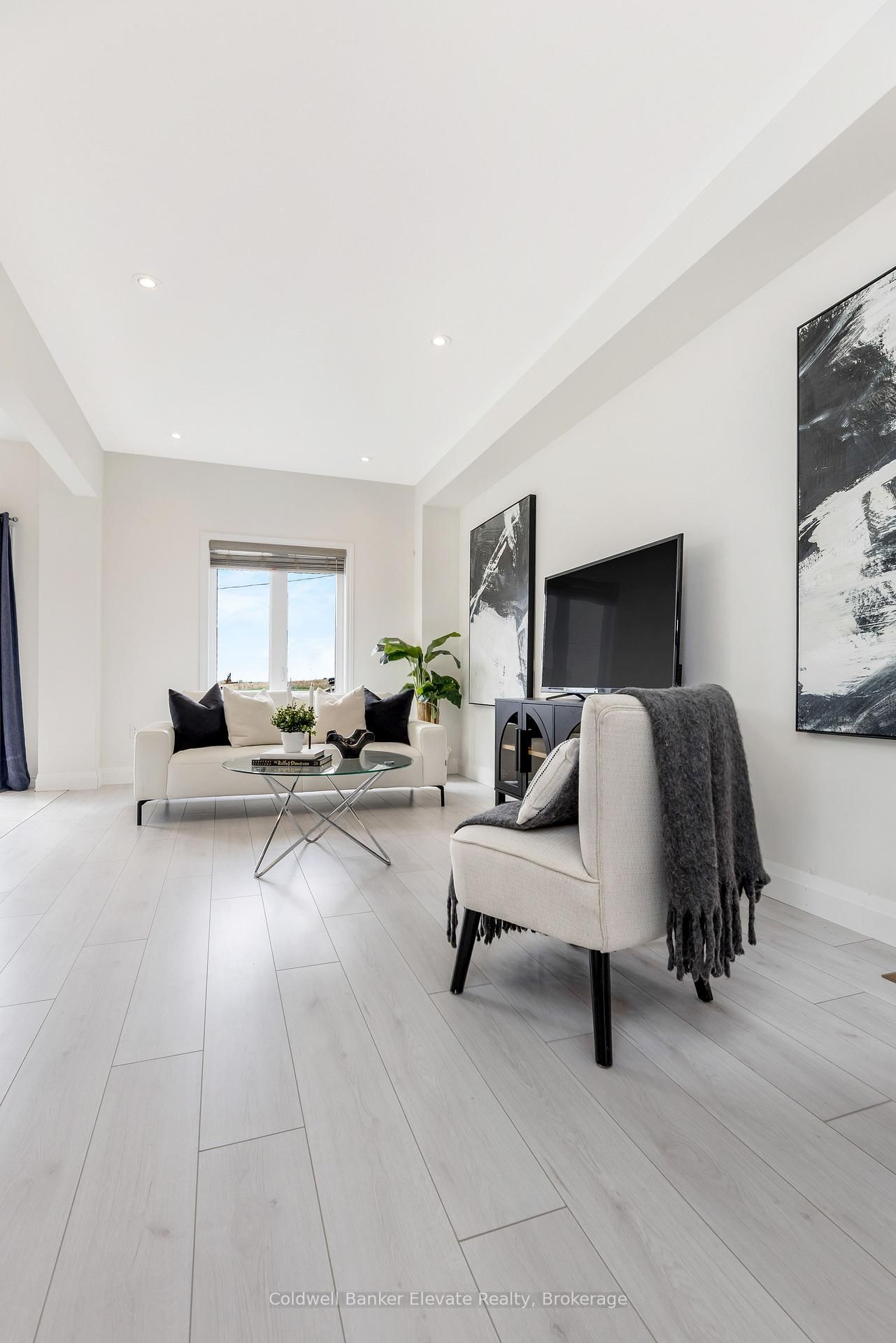 108 Flagg Avenue - Photo 10