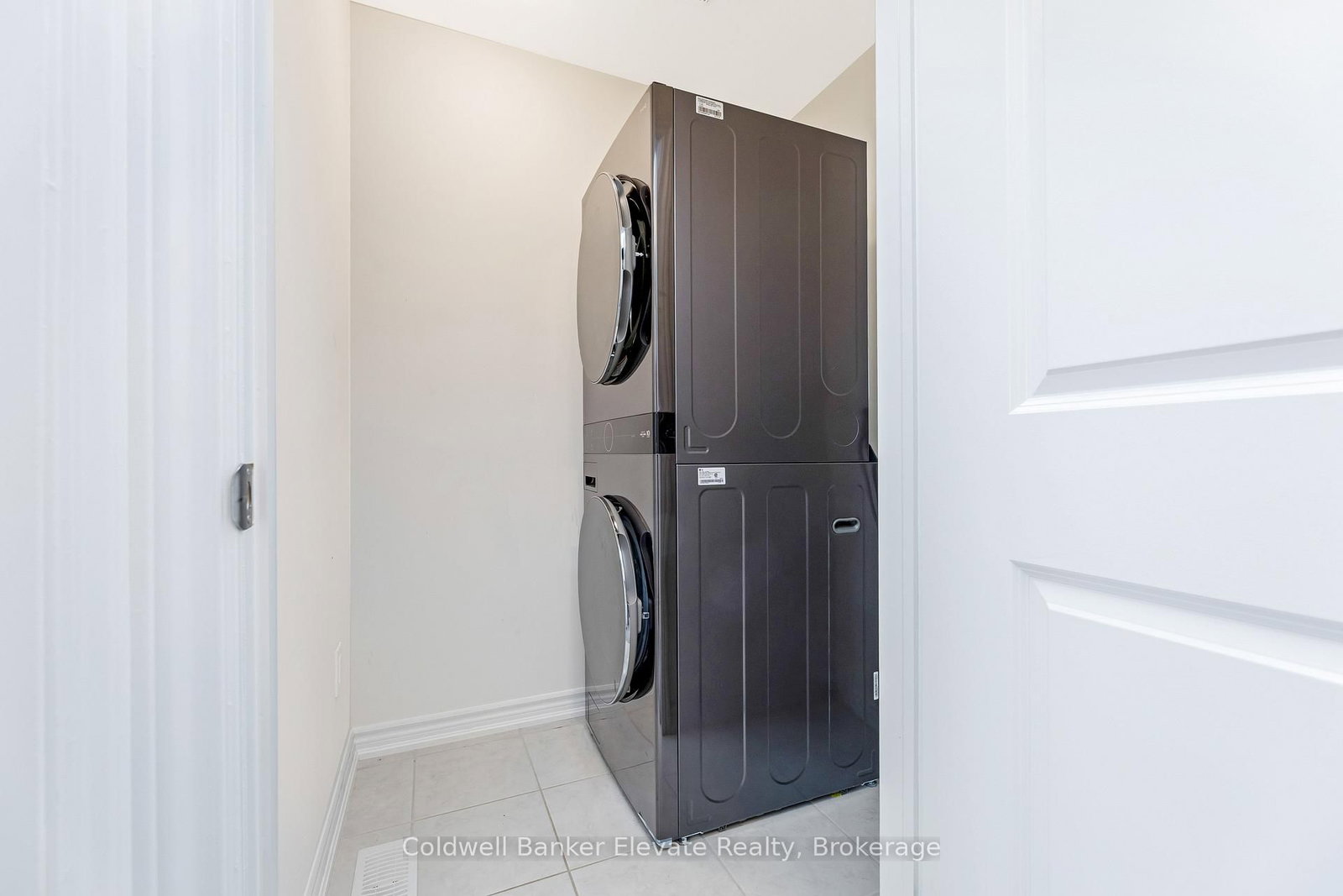 108 Flagg Avenue - Photo 46