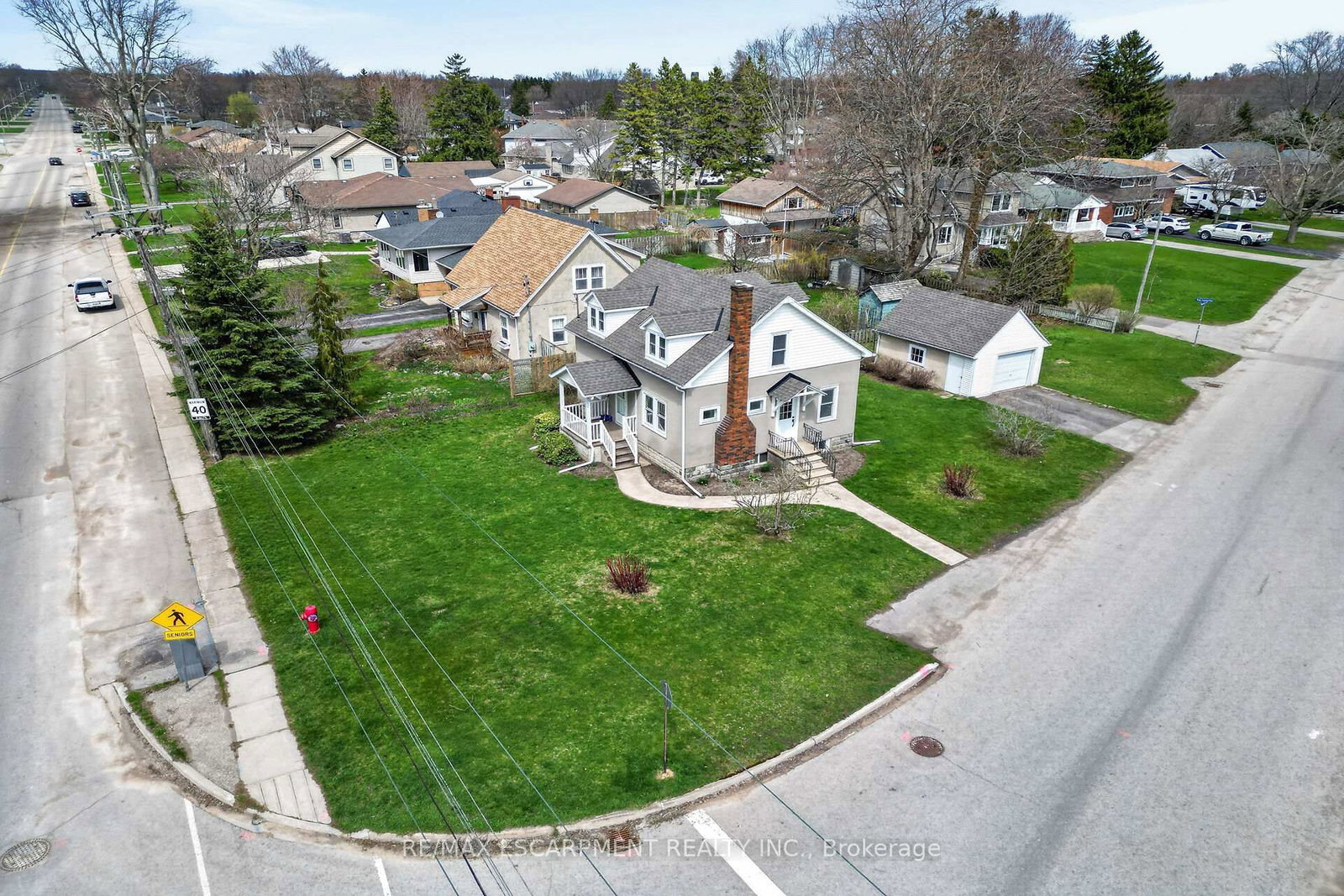 Detached House for sale at 29 Rosemount Avenue, Port Colborne, Ontario, L3K 5P8 - Sugarloaf - MLS: X13030244