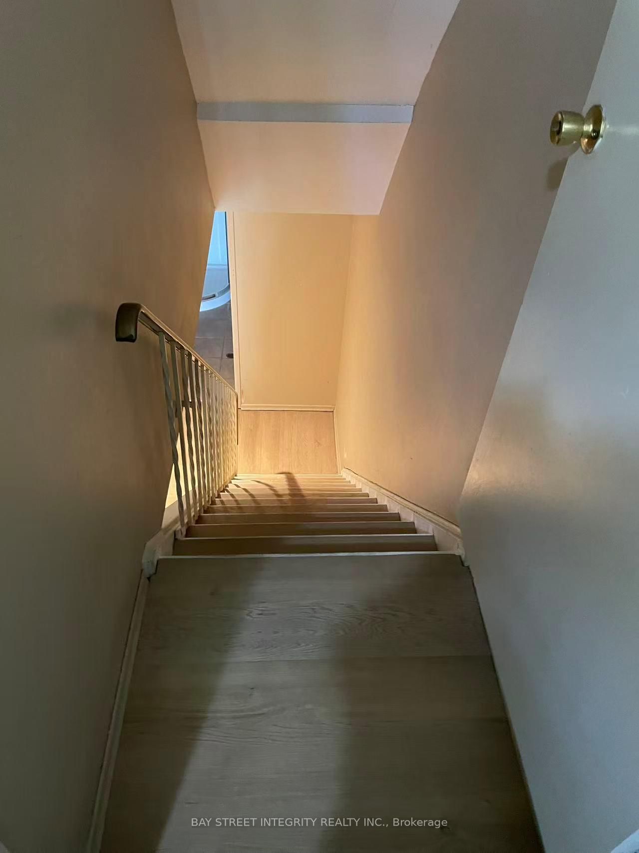 228 Westcourt Place - Photo 10