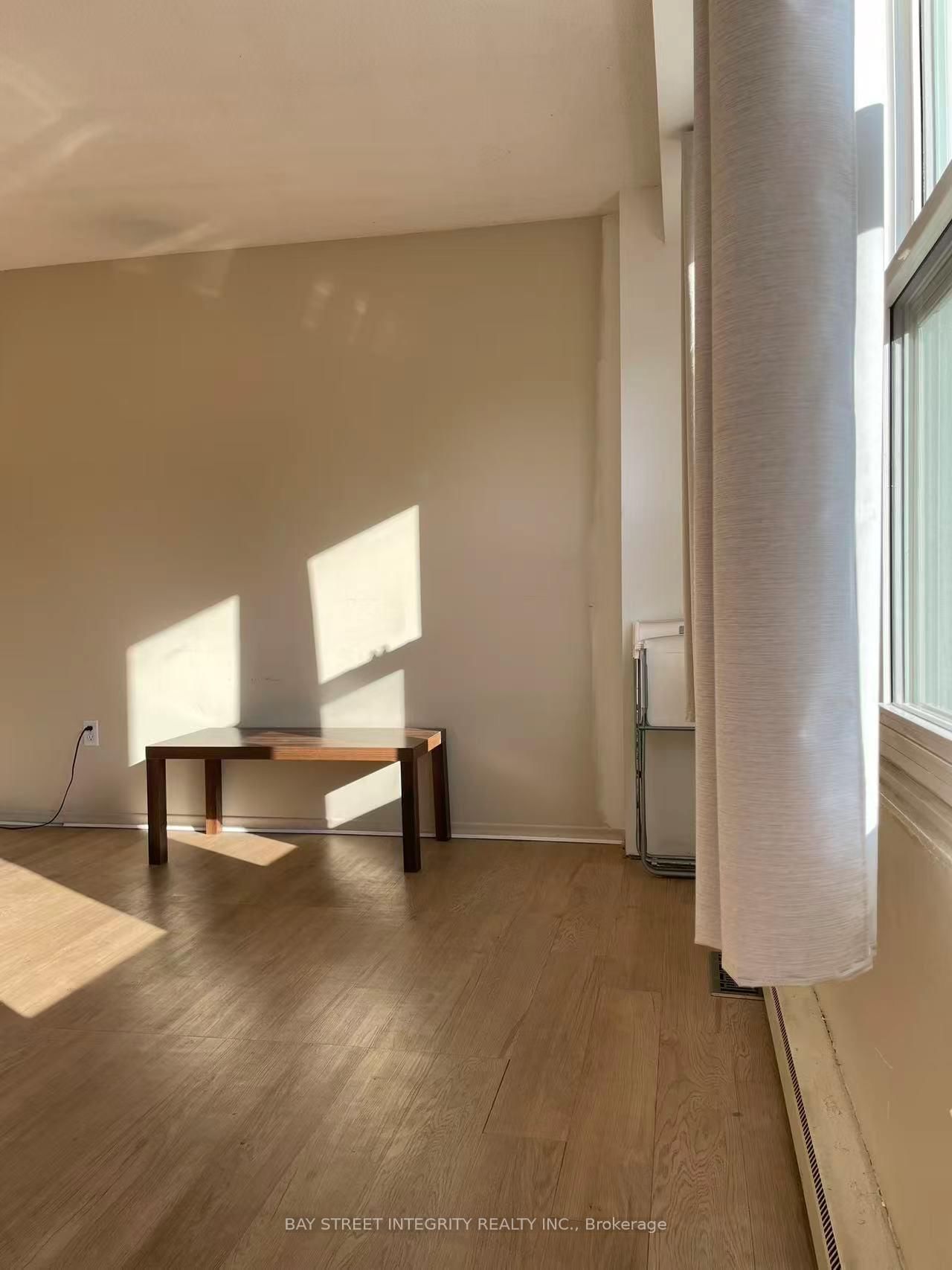 228 Westcourt Place - Photo 6