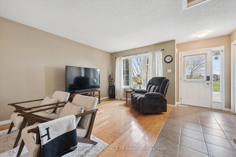 105 Spencer Dr, Centre Wellington, N0B 1S0 | Image 3