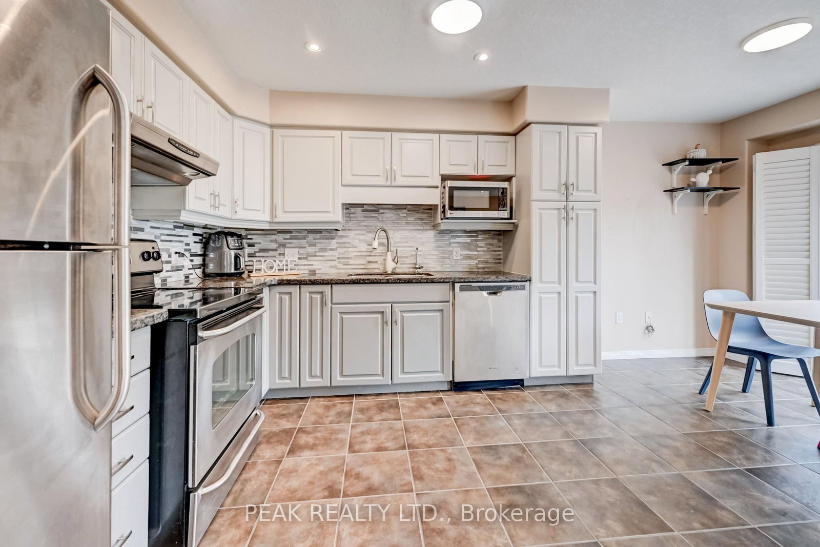 547 WILD IRIS Avenue - Photo 11