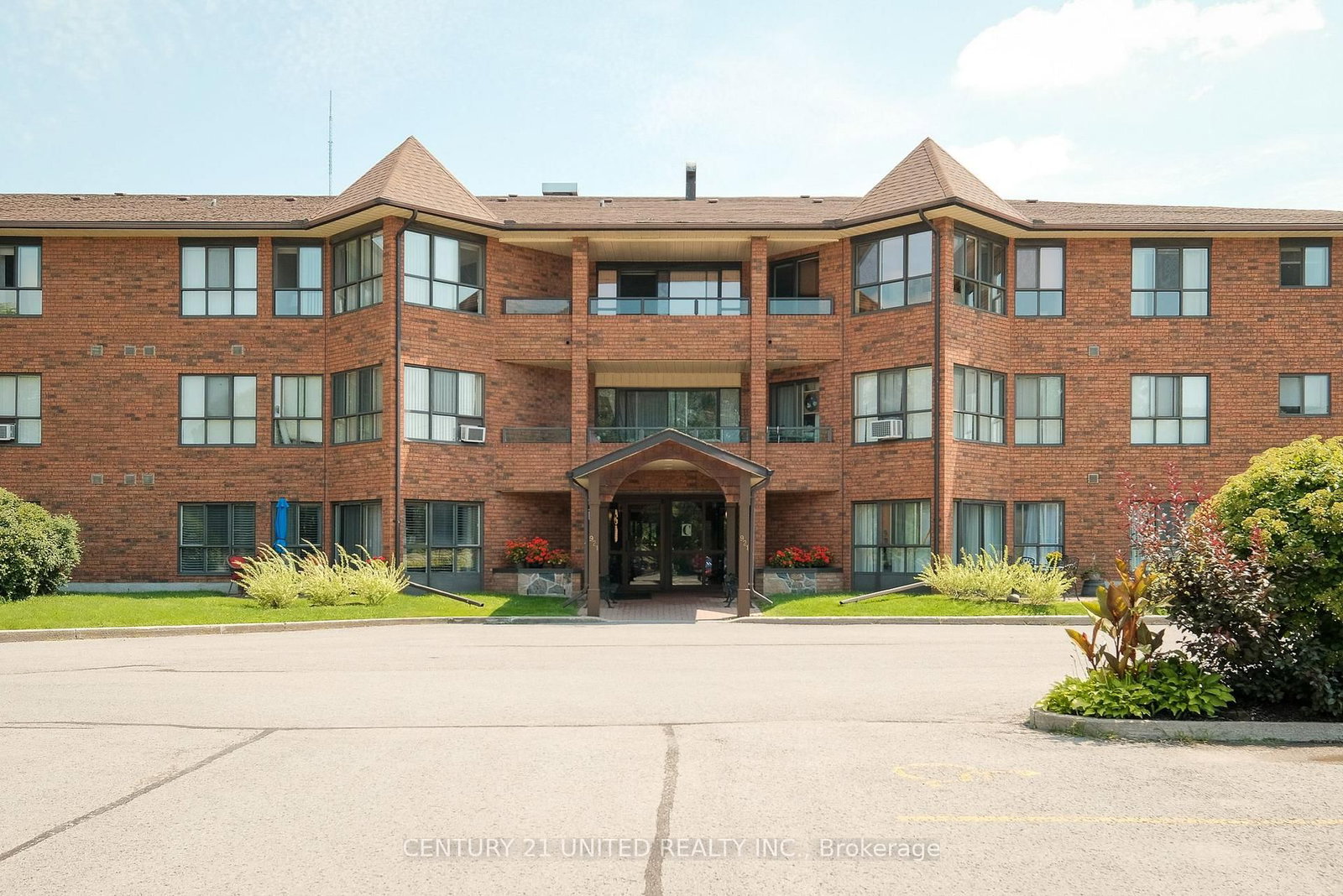 921 Armour Road, Unit 218 - Photo 18