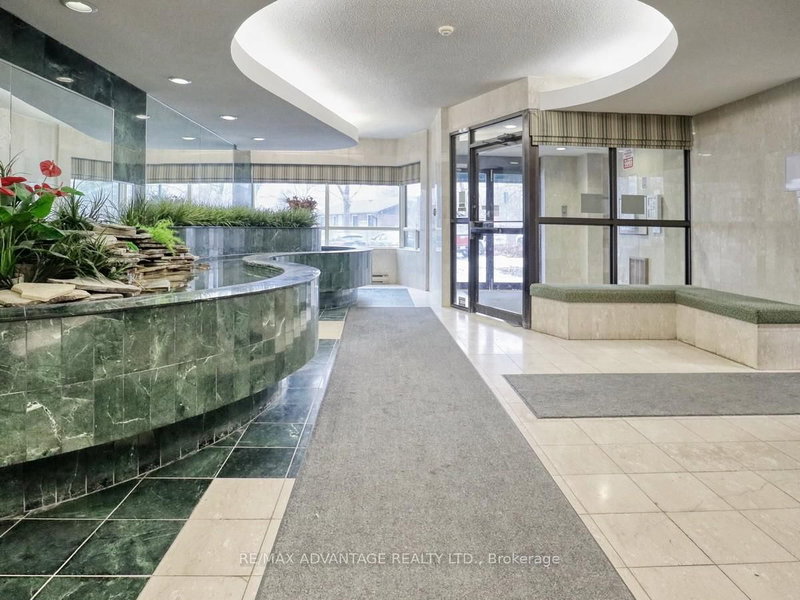 205 - 744 Wonderland Rd S, London South, N6K 4K3 | Image 2