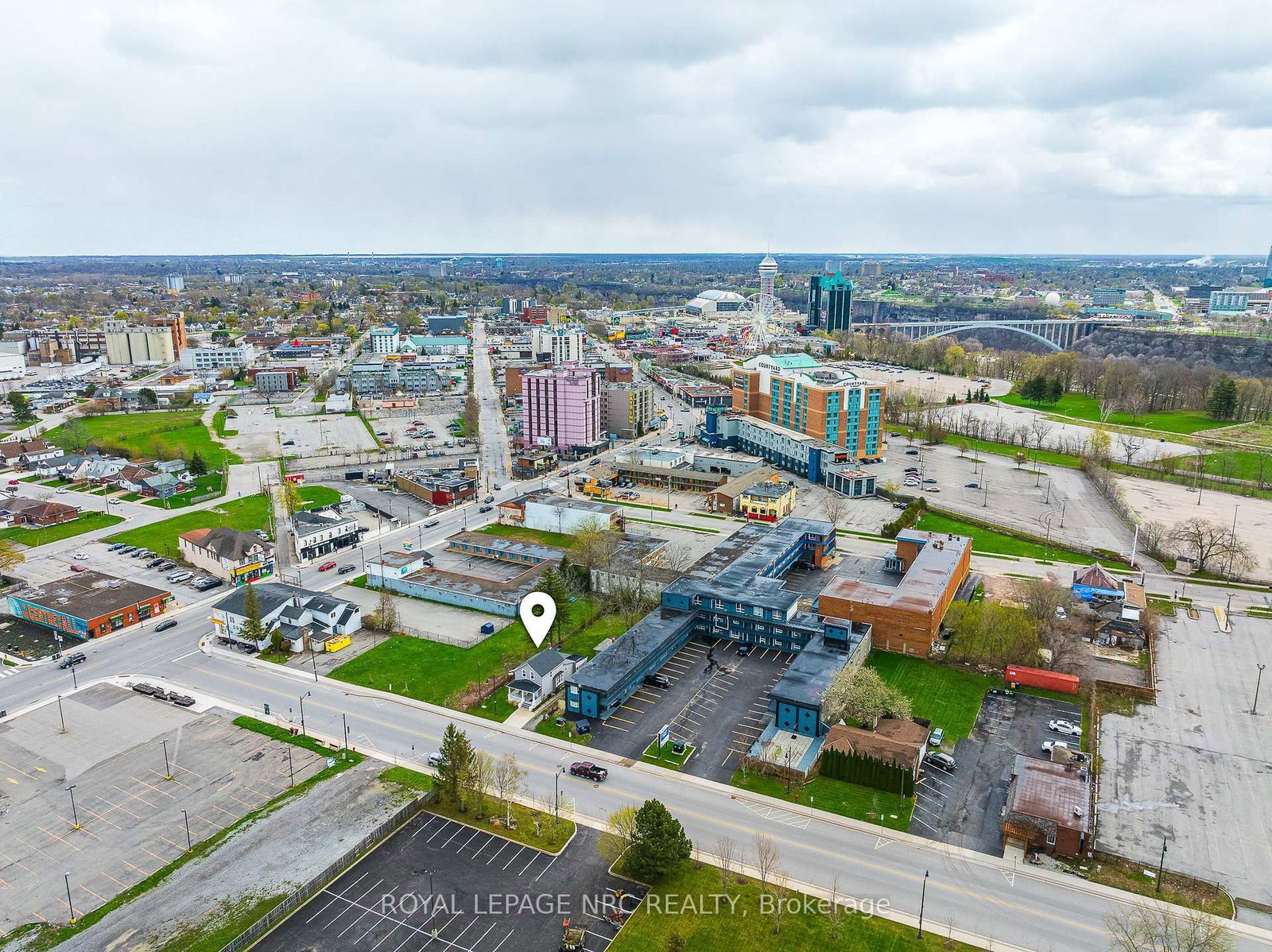 5930 Fallsview Boulevard - Photo 11