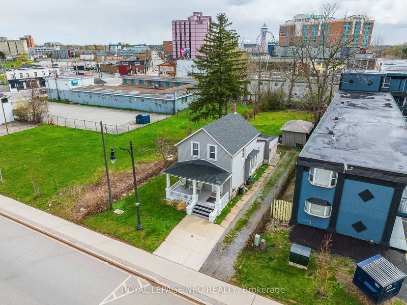 5930 Fallsview Blvd, Niagara Falls, L2G 3V5 | Image 3