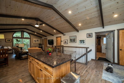 492963 Southgate Road 49 • Southgate, ON photo 9
