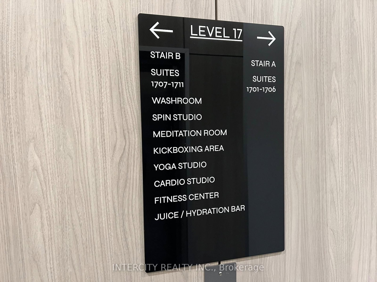 75 James Street S, Unit 312 - Photo 10