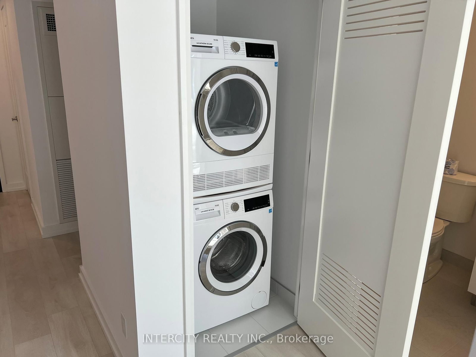 75 James Street S, Unit 312 - Photo 23