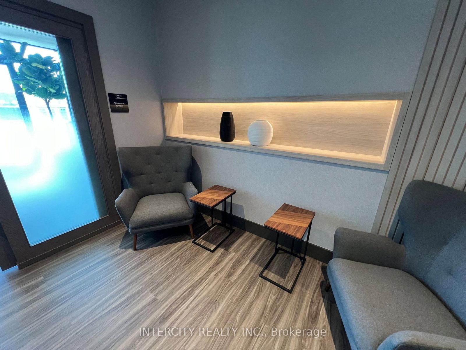 75 James Street S, Unit 312 - Photo 37