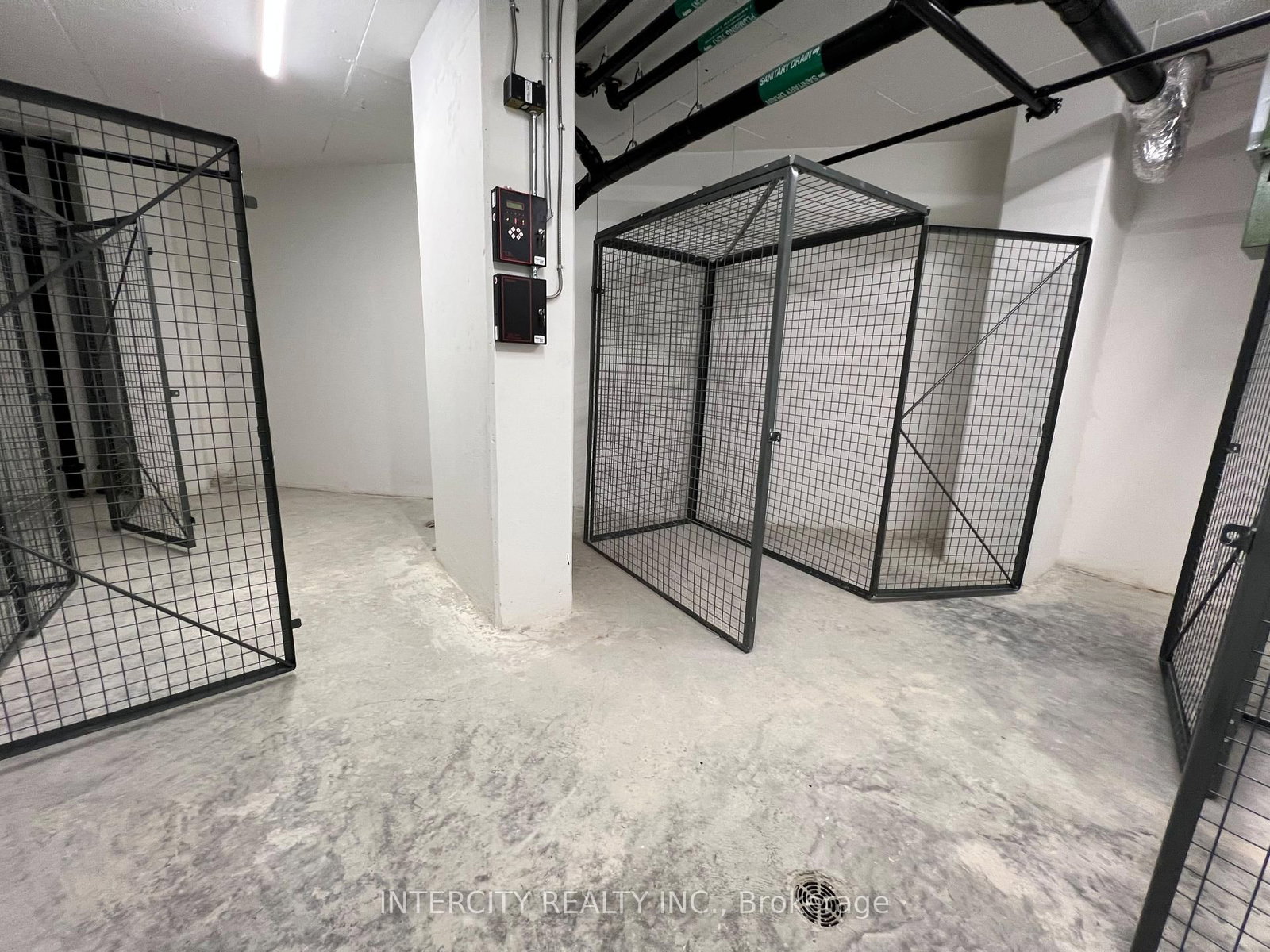 75 James Street S, Unit 312 - Photo 38