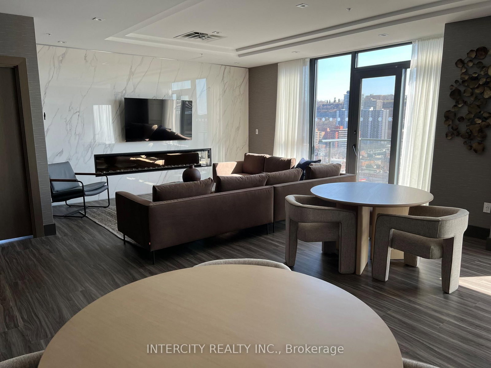 75 James Street S, Unit 312 - Photo 6