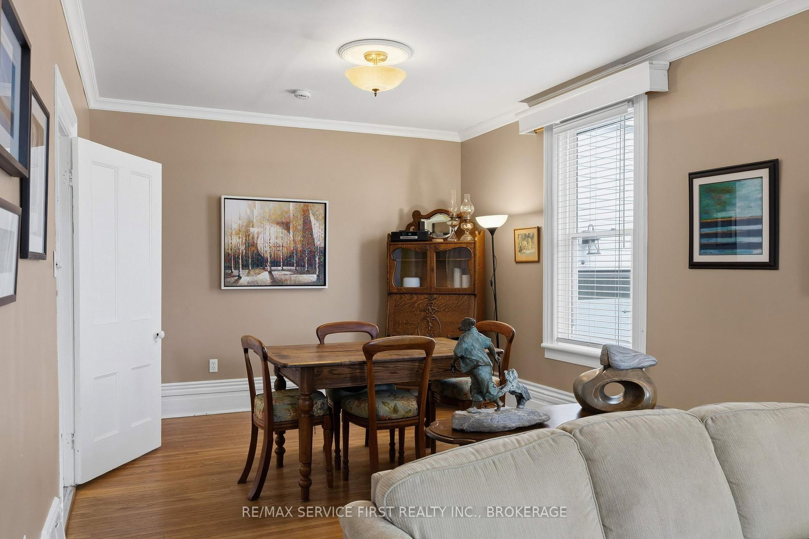 15 Graham Street E - Photo 13