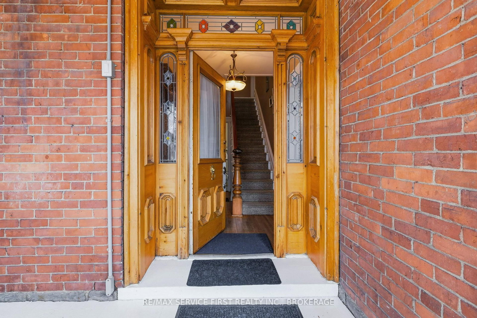 15 Graham Street E - Photo 35