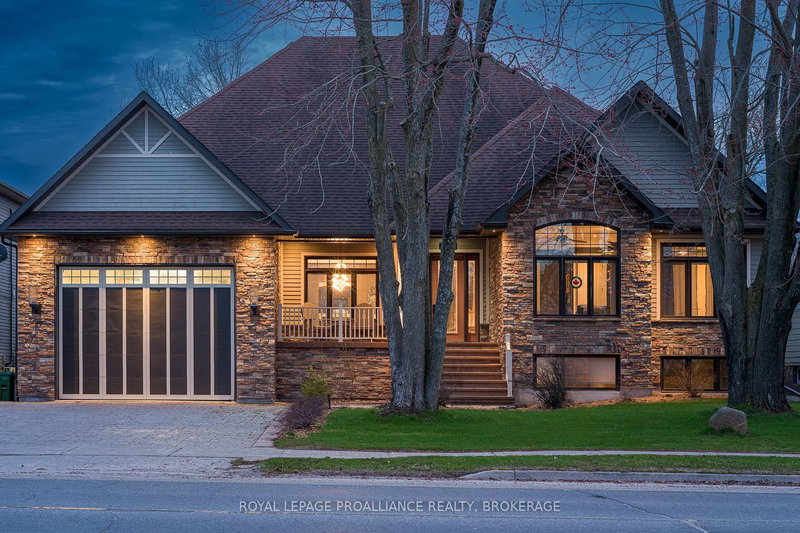 977 Woodbine Rd, Kingston, K7P 2X5 | Image 2