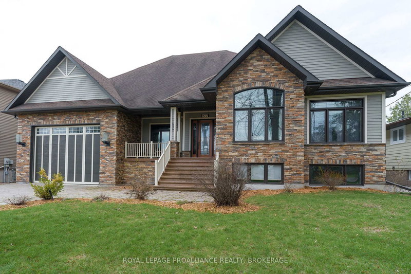 977 Woodbine Rd, Kingston, K7P 2X5 | Image 3