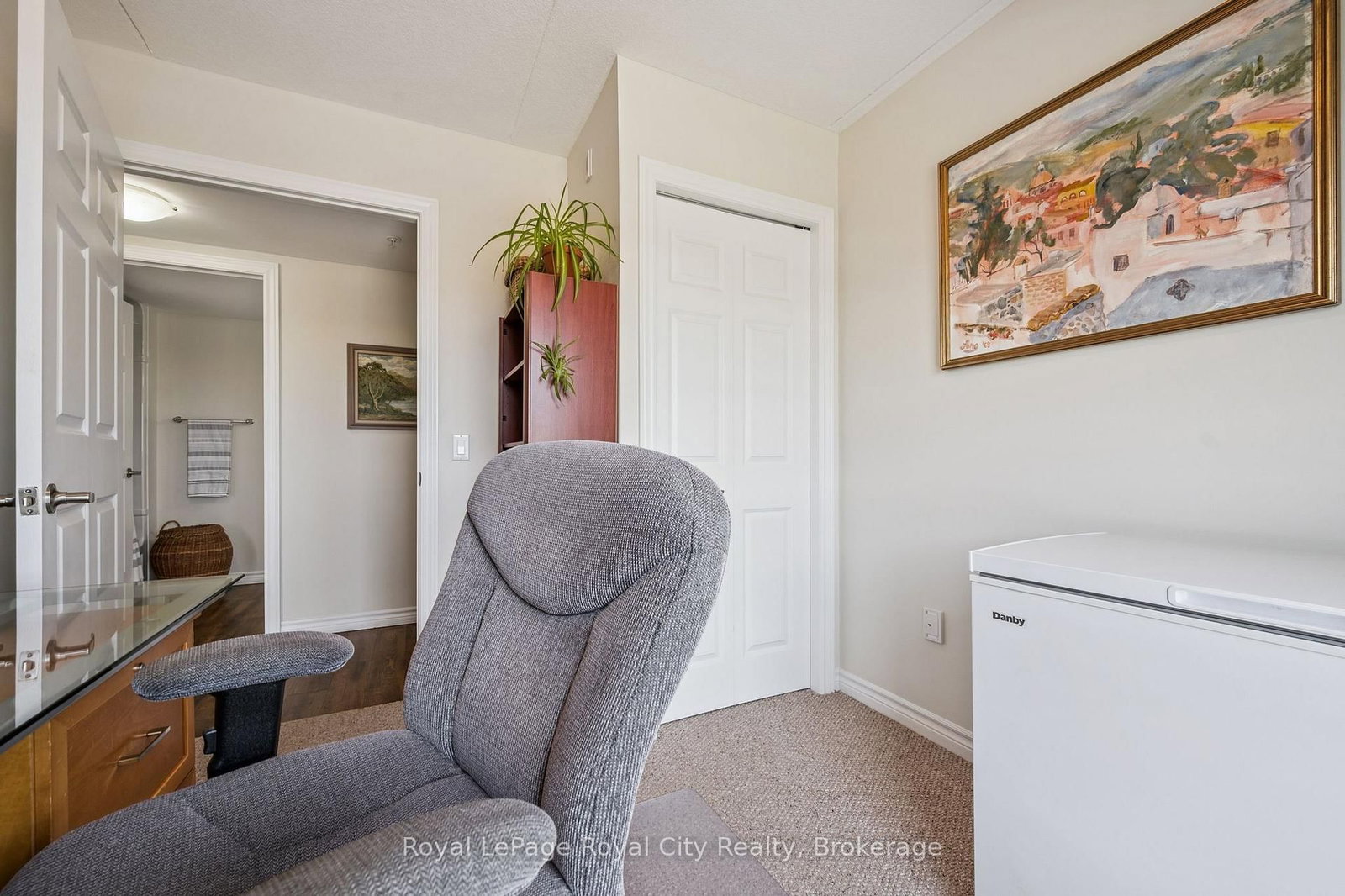 7 Kay Crescent, Unit 308 - Photo 24