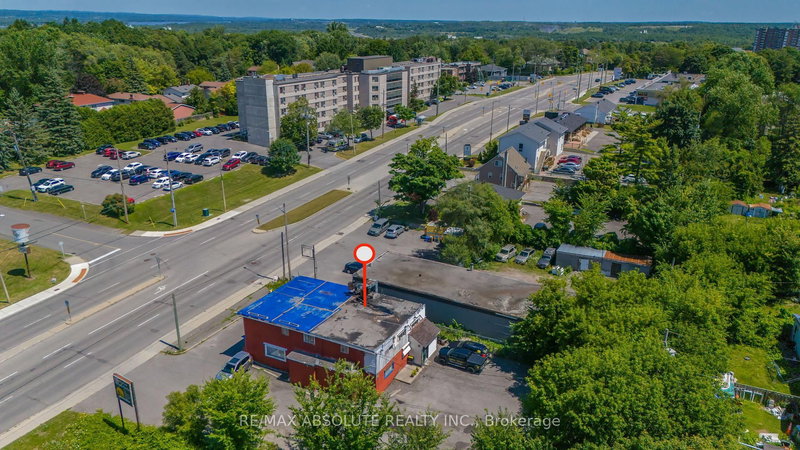 1690 Montreal Rd, Ottawa, K1J 6N5 | Image 2