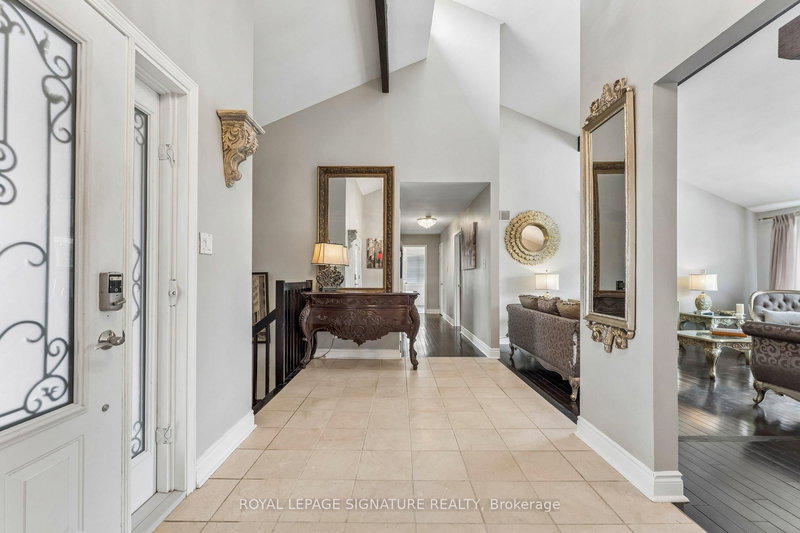 16 Hilltop Cres, East Garafraxa, L9W 6B8 | Image 2