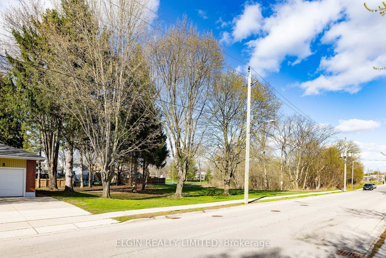 94 Chestnut Street • St. Thomas, ON photo 10