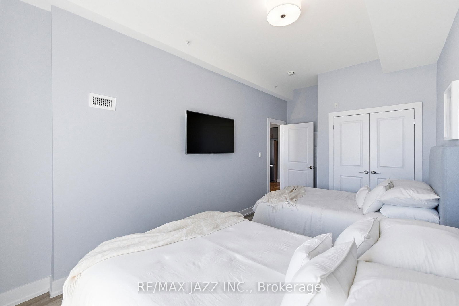 25 Pen Lake Point Road, Unit 119 - Photo 17