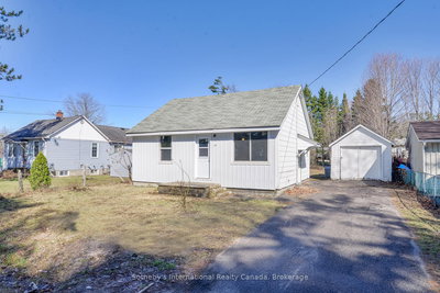 530 Pinedale Rd S, Gravenhurst