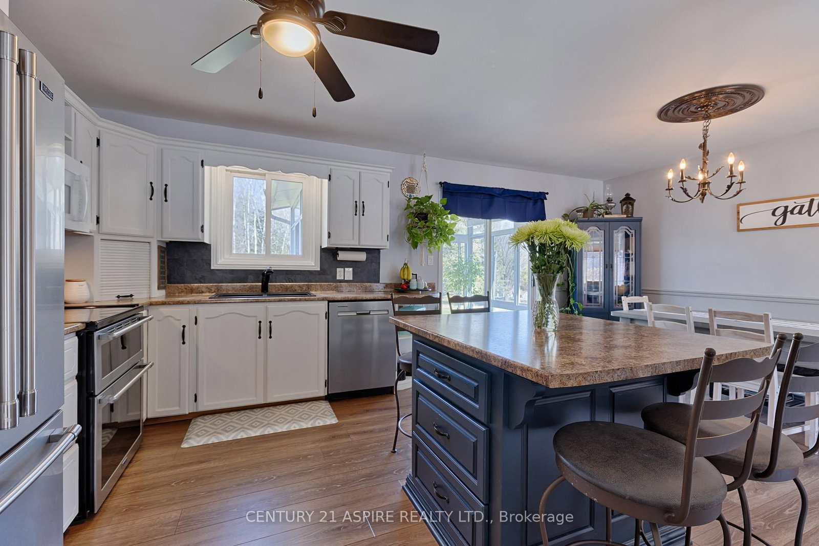 8 Ridge Drive - Photo 5