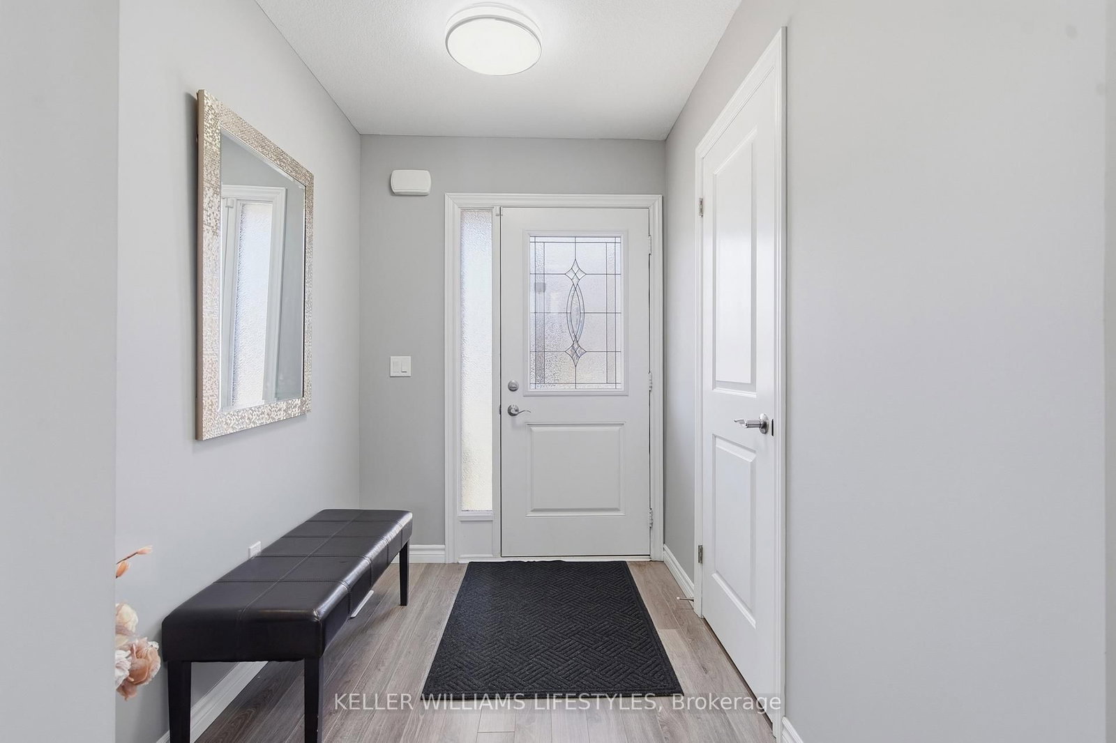 3400 Castle Rock Place, Unit 16 - Photo 5