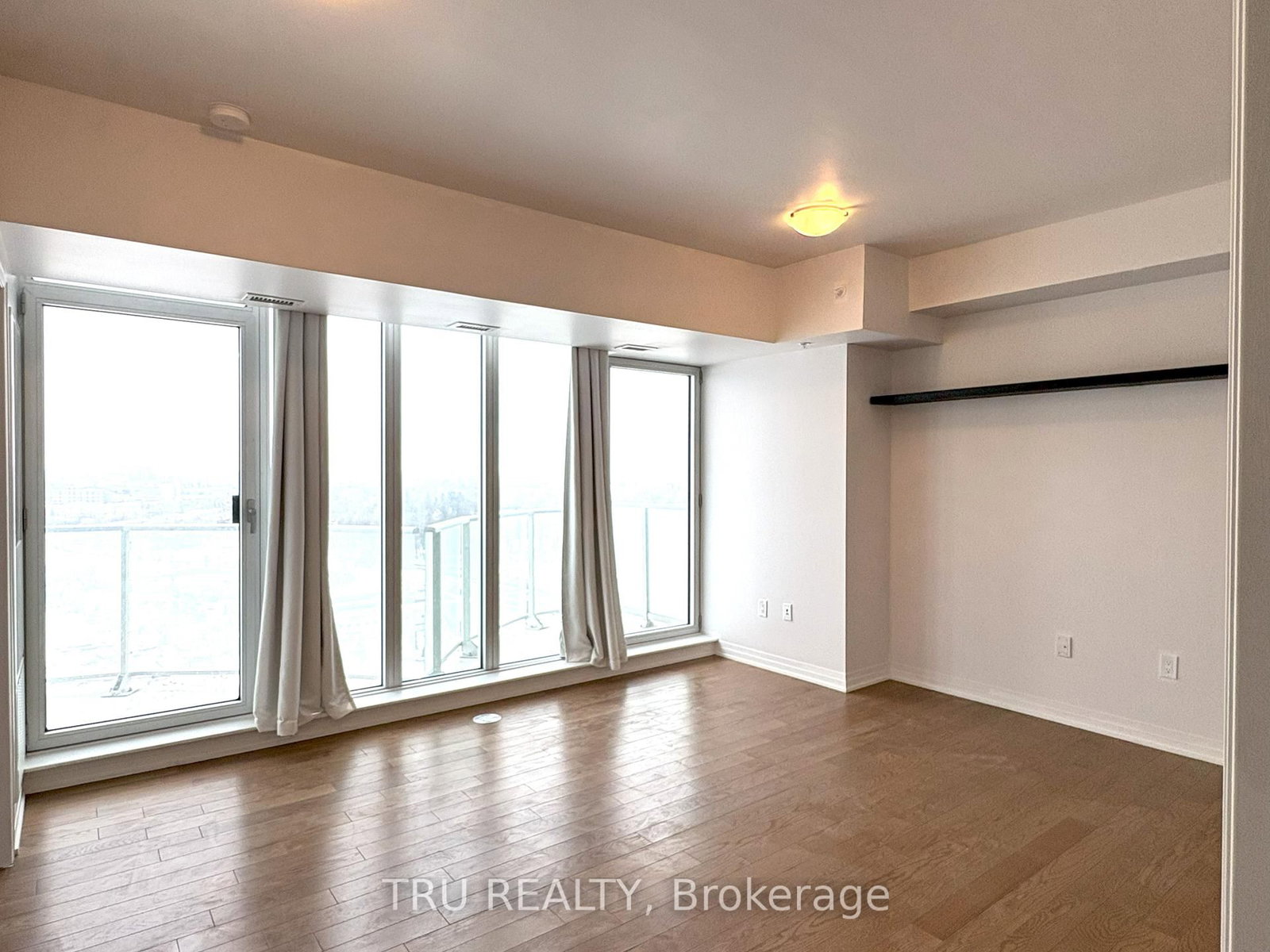 805 Carling Avenue, Unit 2207 - Photo 7
