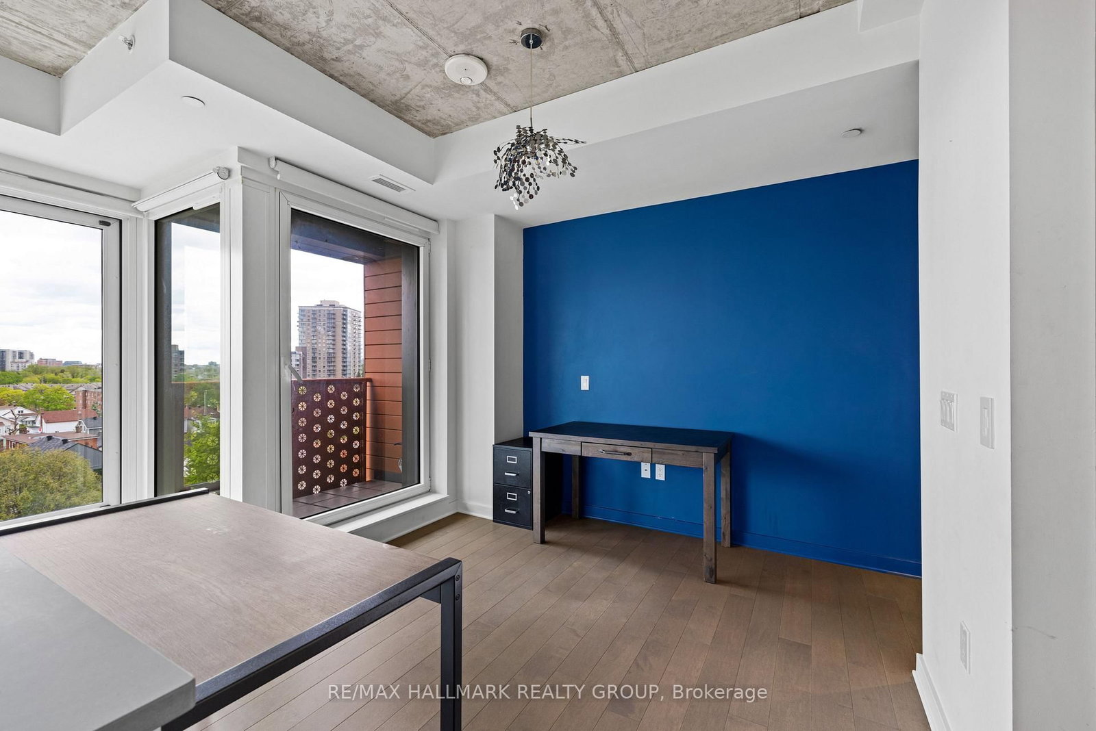 135 Barrette Street, Unit 607 - Photo 12