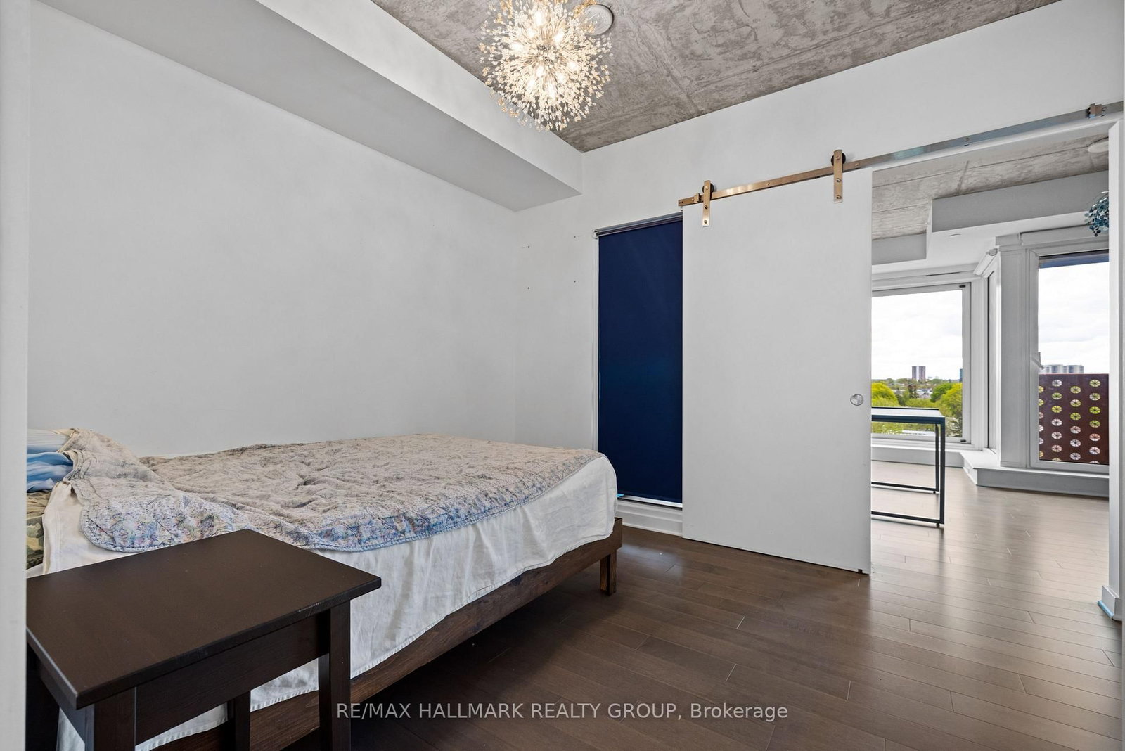 135 Barrette Street, Unit 607 - Photo 17