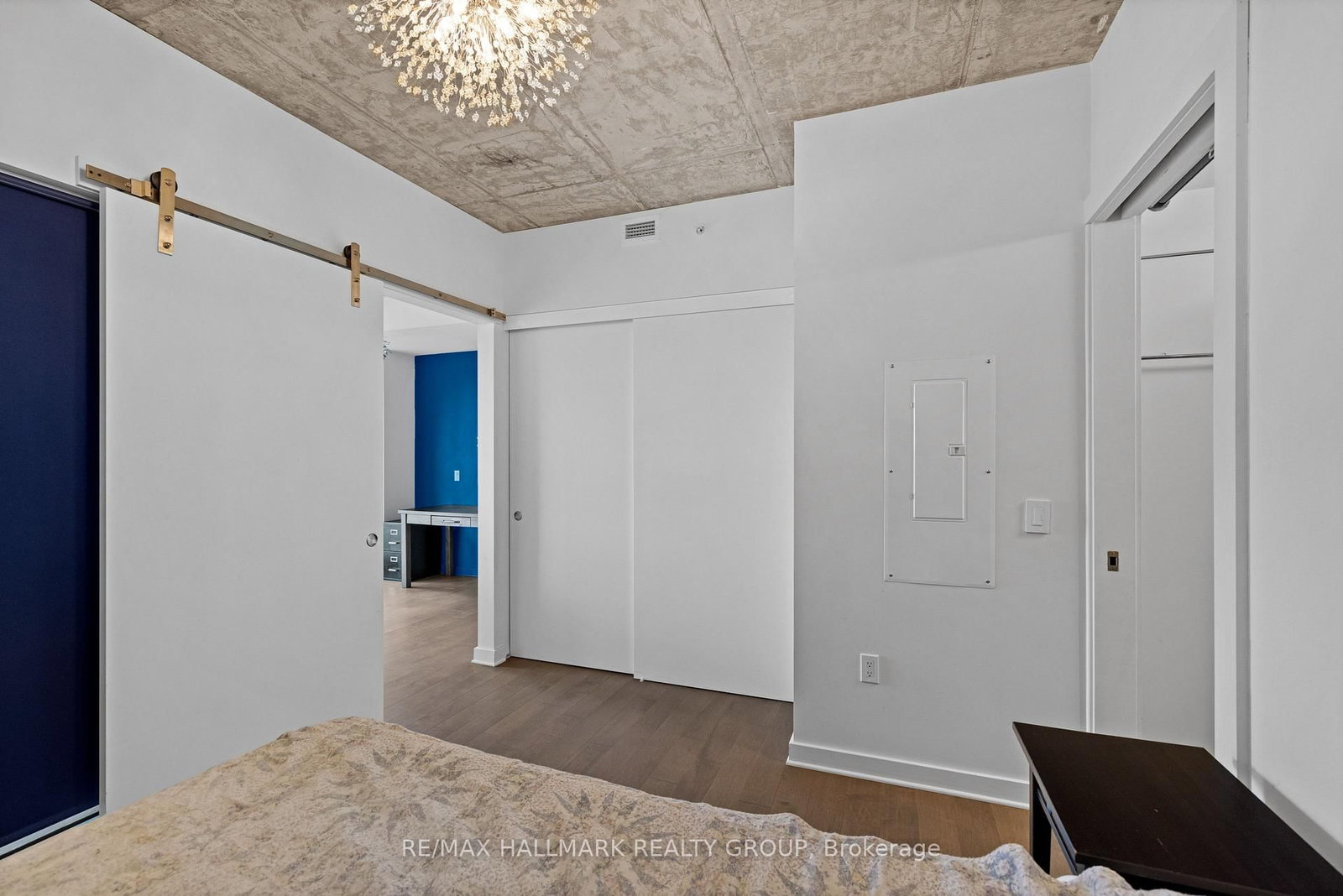 135 Barrette Street, Unit 607 - Photo 19