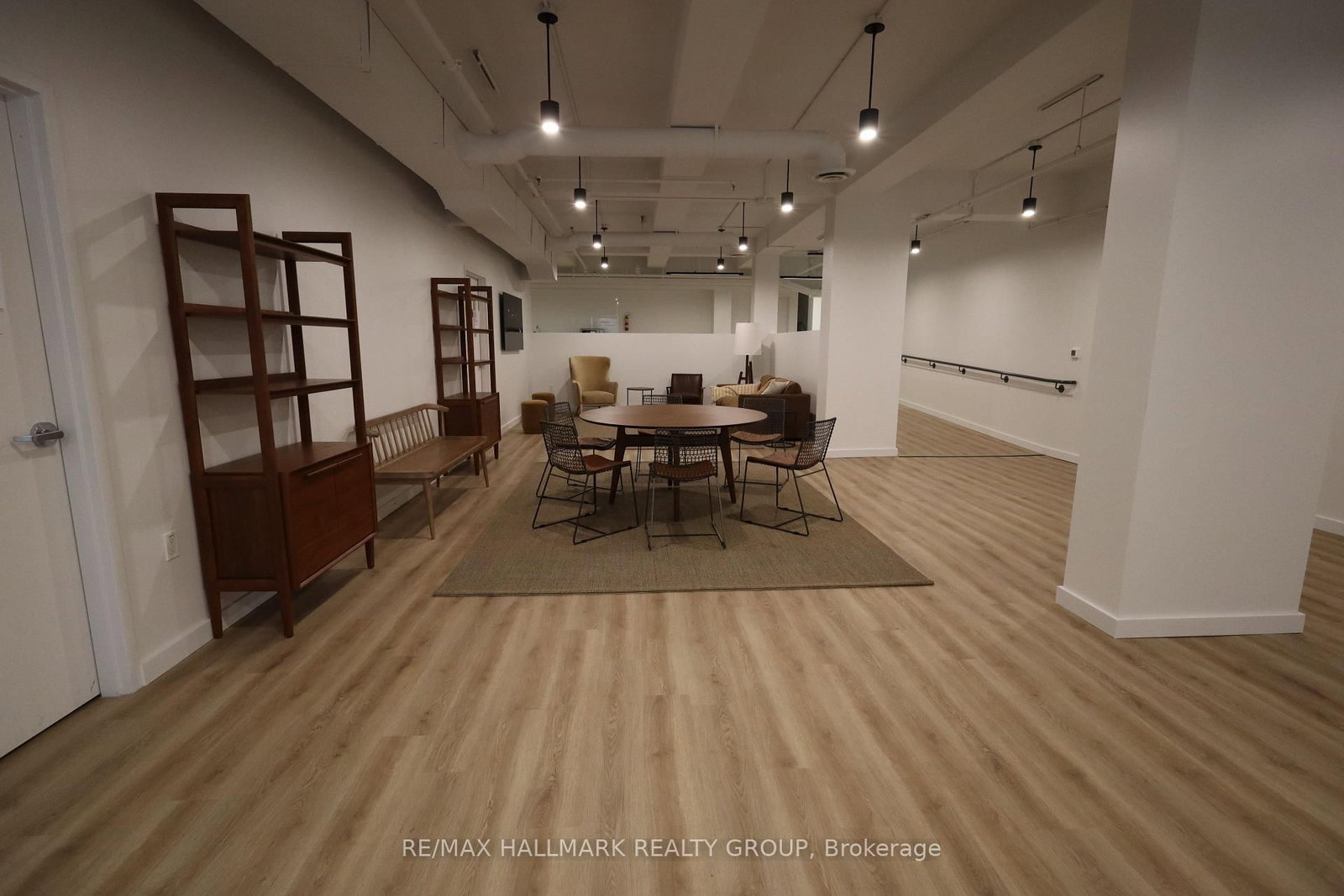 135 Barrette Street, Unit 607 - Photo 29