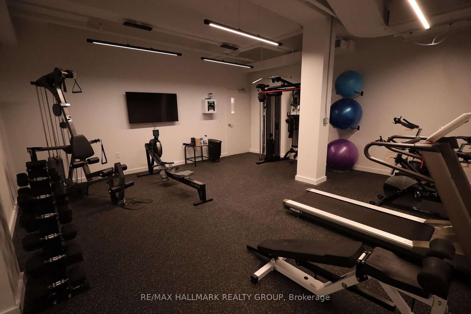 135 Barrette Street, Unit 607 - Photo 31