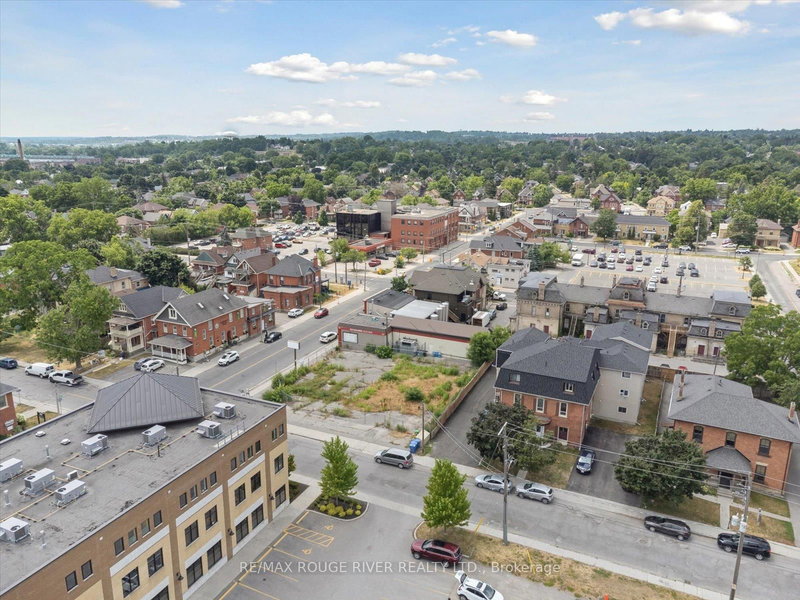 288 Charlotte St, Peterborough, K9J 2V5 | Image 3