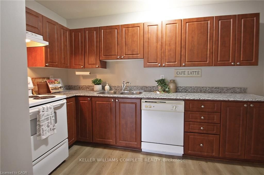 135 James Street, Unit 309 - Photo 8