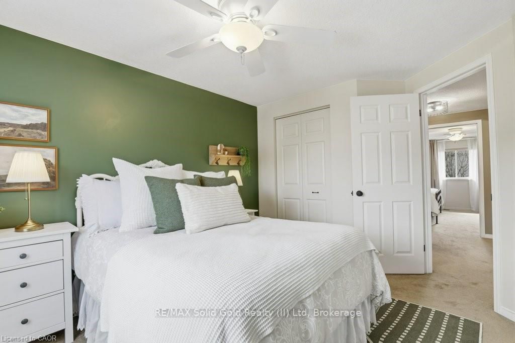 42 Fallowfield Drive, Unit 15 - Photo 20