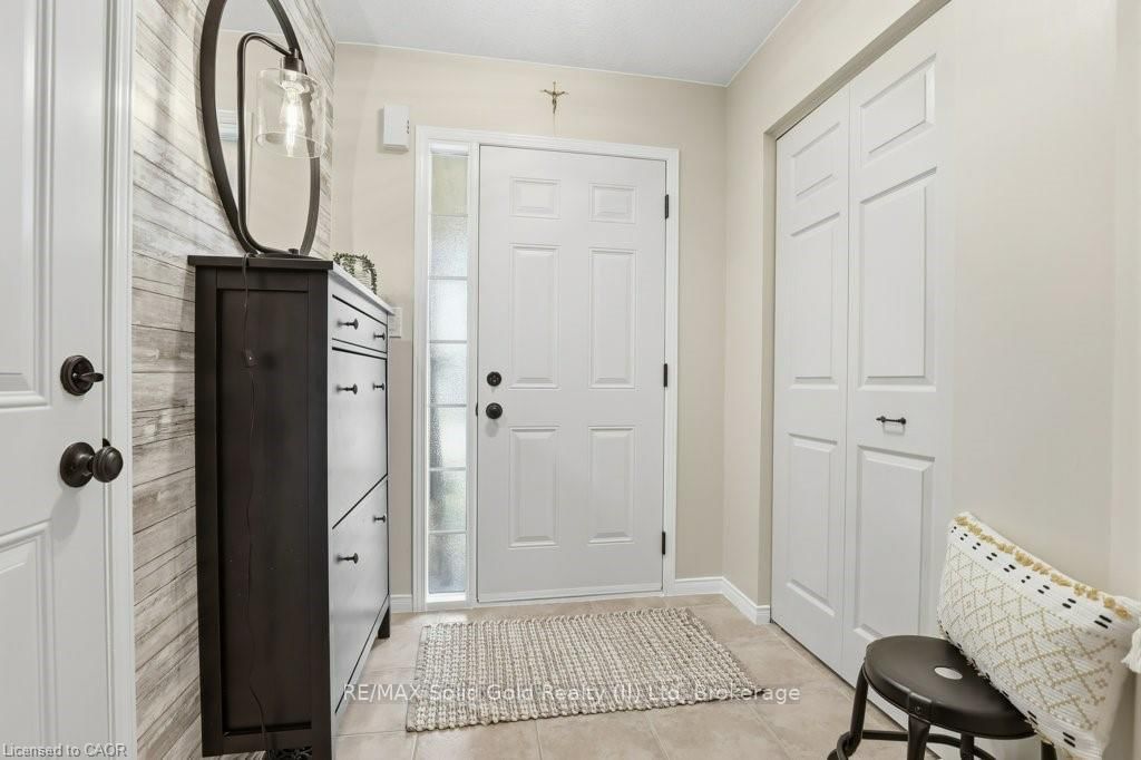 42 Fallowfield Drive, Unit 15 - Photo 4